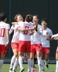  曼联青训小将梅开二度，滕哈赫收获意外之喜  